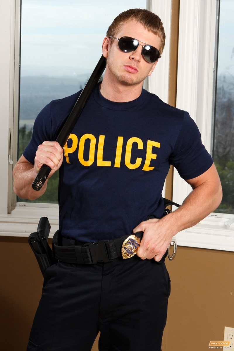 NextDoorWorld-Connor-Chesney-James-Huntsman-police-officer-sexy-hunk-masturbate-large-cocks-naked-guys-cop-003-tube-download-torrent-gallery-sexpics-photo